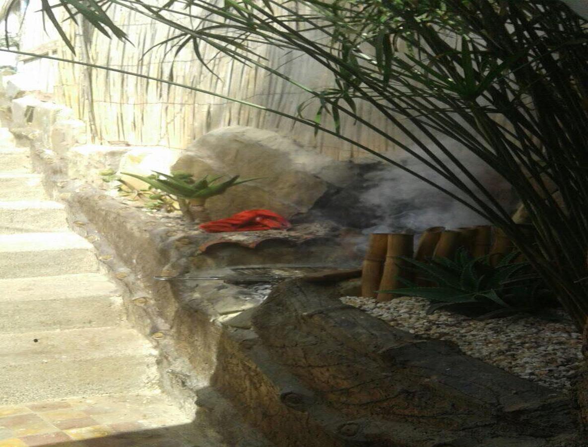 Le Lagon Bleu Homestay *